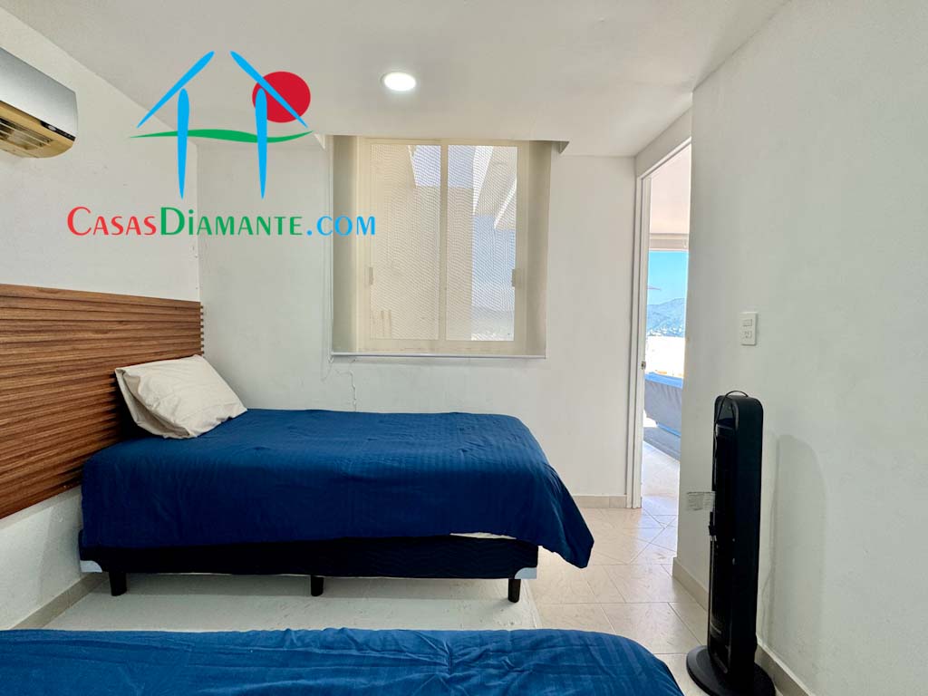 Brisas Diamante Suite 67 - Recámara uno 3